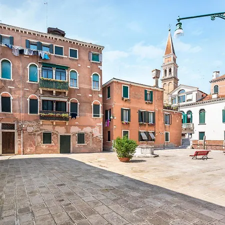 Biennale Palace R&R Venice Exterior photo